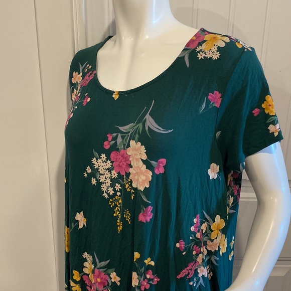 Green Floral Old Navy Dress - Picture 2 of 3
